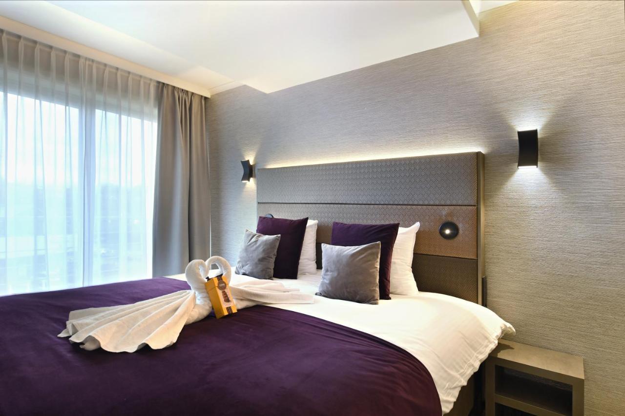 Hotel Charleroi Airport - Van Der Valk Esterno foto