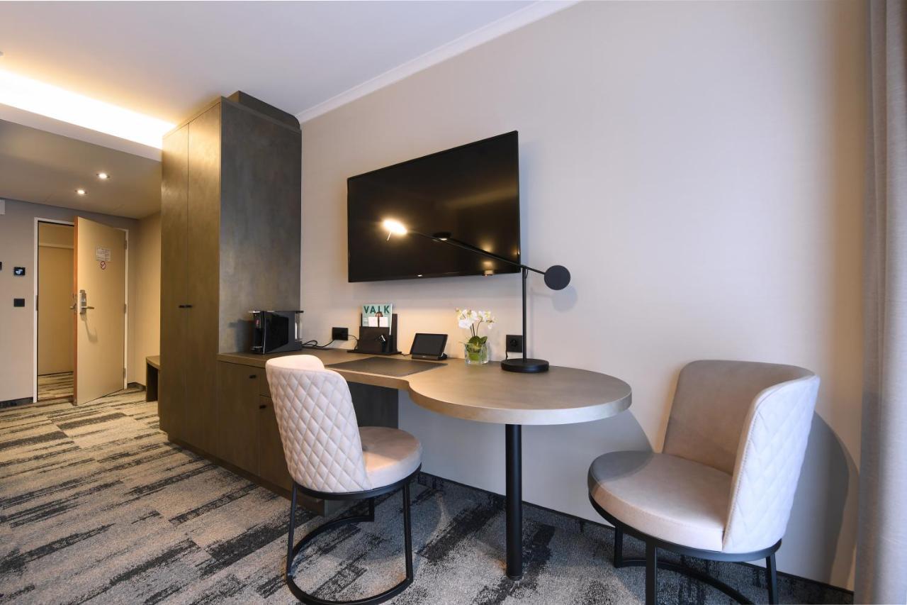Hotel Charleroi Airport - Van Der Valk Esterno foto