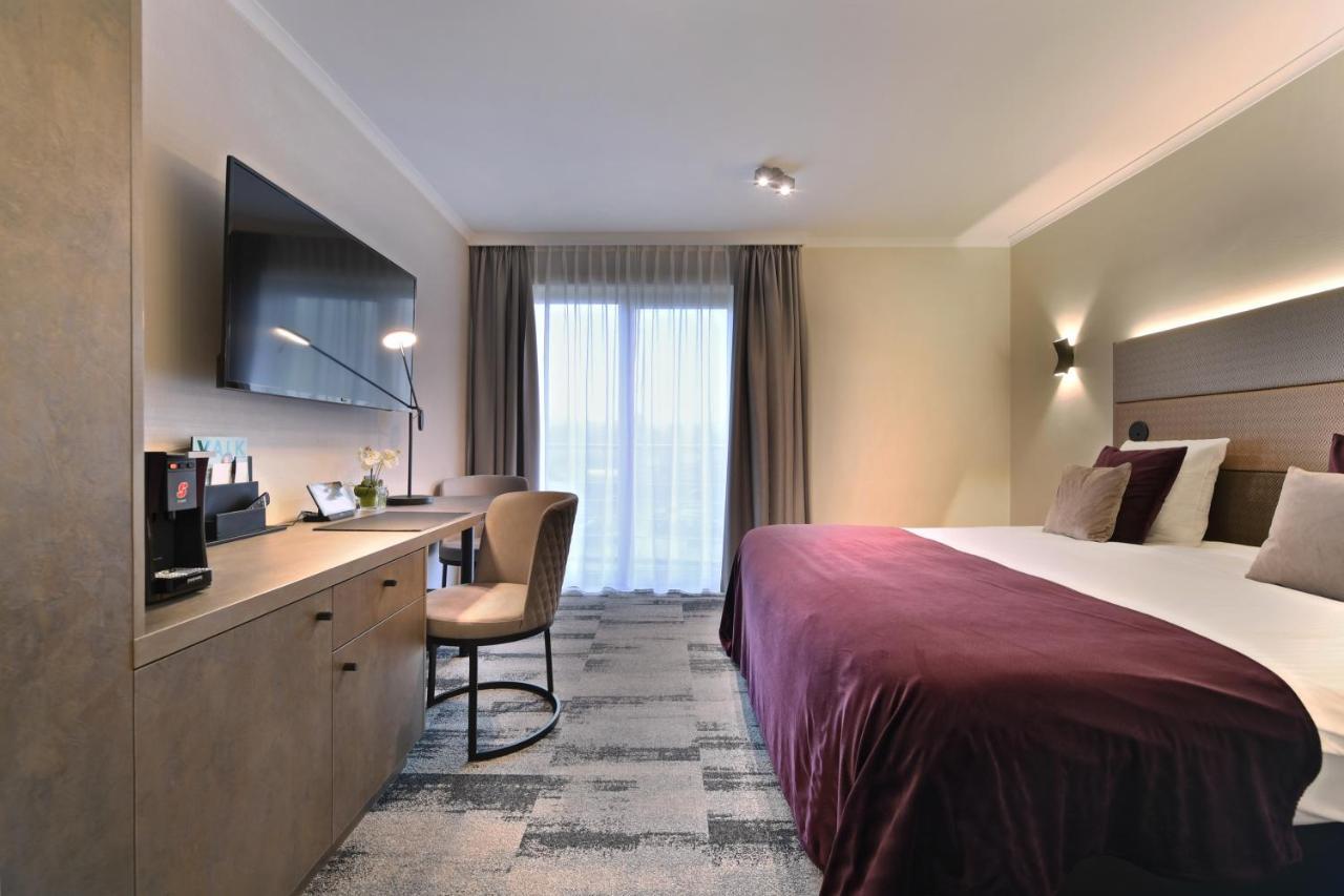 Hotel Charleroi Airport - Van Der Valk Esterno foto