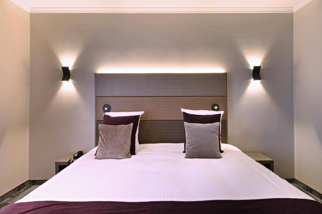 Hotel Charleroi Airport - Van Der Valk Esterno foto