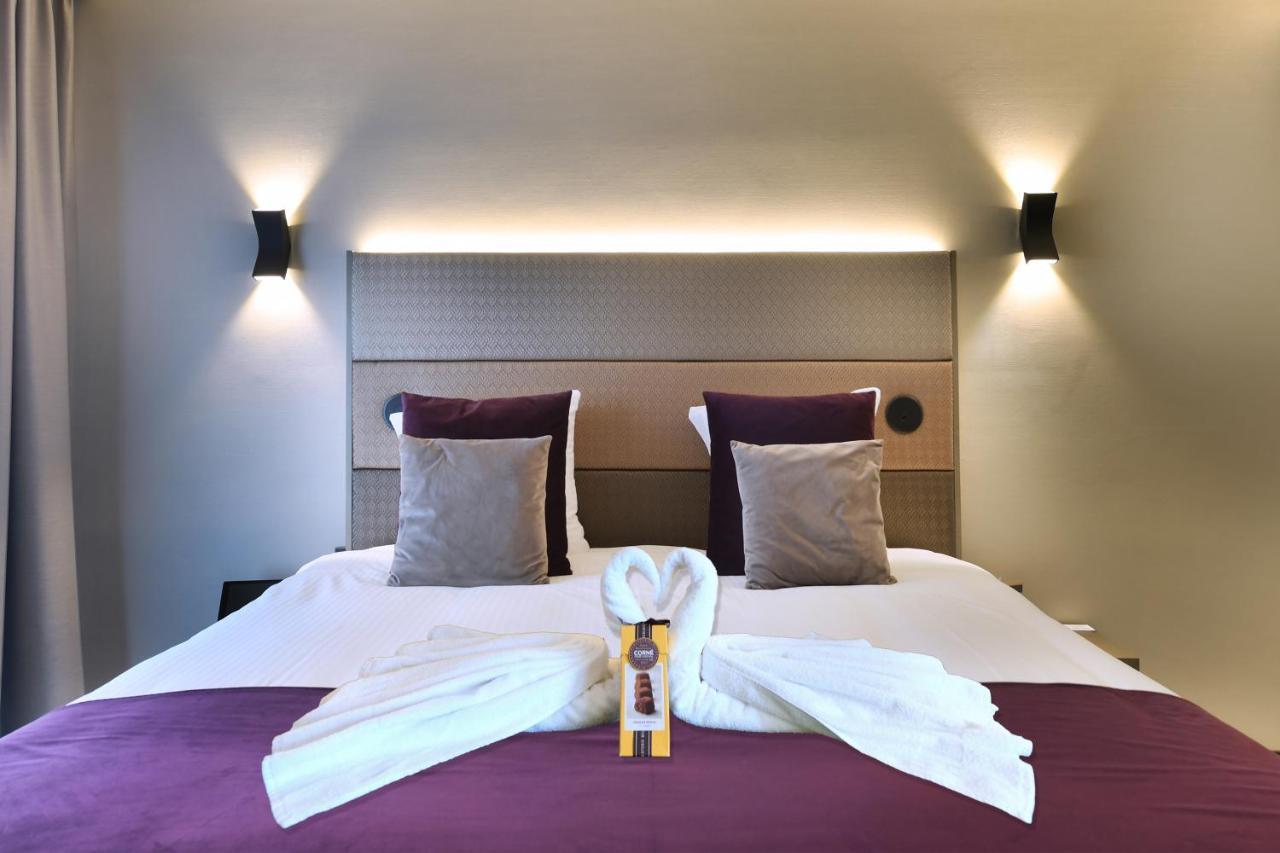 Hotel Charleroi Airport - Van Der Valk Esterno foto
