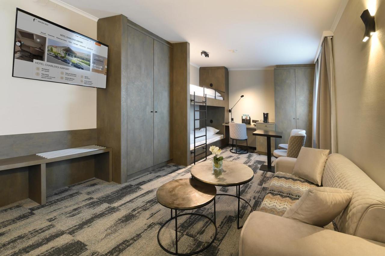 Hotel Charleroi Airport - Van Der Valk Esterno foto